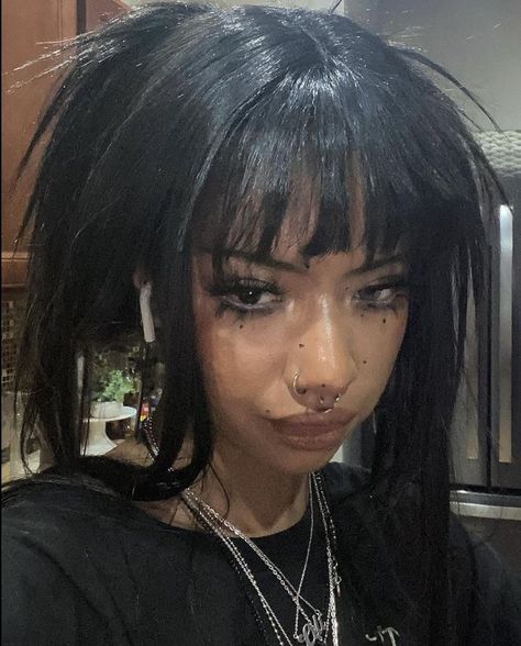 Dark Makeup Looks, Hair Inspiration Long, Alt Makeup, Music On Spotify, Alternative Makeup, Edgy Makeup, Cute Makeup Looks, Goth Makeup, Dark Makeup