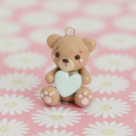 Care Bear Polymer Clay, Diy Clay Teddy Bear, Clay Teddy Bear Tutorials, Clay Bear Cute, Teddy Bear Polymer Clay, Air Dry Clay Teddy Bear, Teddy Bear Clay Art, Clay Charms Animals, Cute Clay Creations Easy