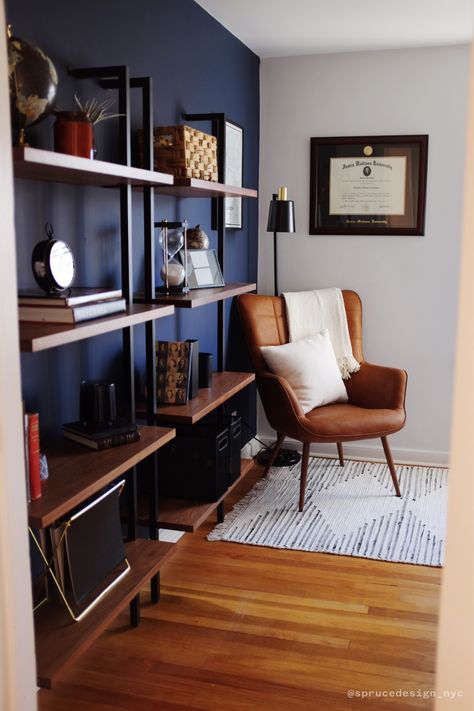 Pastors Study Office, Study Room Ideas For Men, Navy Study, Masculine Lounge, Pastor Office, Masculine Office Decor, Office Decoration Ideas, Lounge Makeover, Home Office Dark