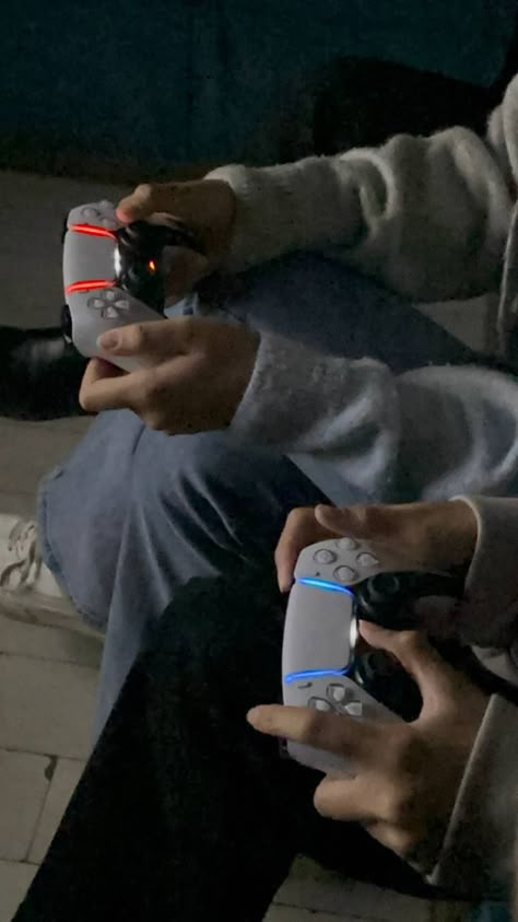 Playing Video Games Together Couples, Playstation Boyfriend, Spotify Streams Aesthetic, Video Games With Friends Aesthetic, Two People Playing Video Games, Video Game Developer Aesthetic, Laser Game Aesthetic, Guy Playing Video Games Aesthetic, Vidcon Aesthetic