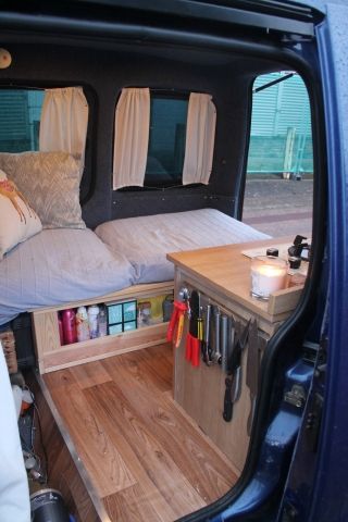 Micro Van, Camper Van Shower, Girl Traveling, Berlingo Camper, Van Interiors, Van Life Blog, Car Conversion, Kangoo Camper, Cool Rvs