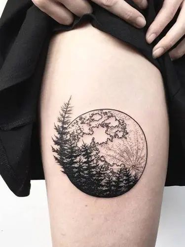 25 Meaningful Half and Full Moon Tattoo Designs | Styles At Life Cat Space Tattoo, Moon Tattoos For Women, Back Tattoo Women Full, Realistic Moon Tattoo, Star Tattoos For Men, Small Moon Tattoos, Full Moon Tattoo, The Trend Spotter, Moon Tattoos