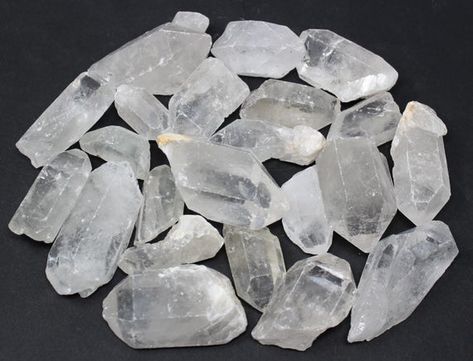 Wholesale Bulk Clearance Large Clear Quartz Points. Size will vary by piece but most are in the range 1.75 - 3.5. These points are 2nd or 3rd quality. They are mixed very large size but have some chips, some broken points and they are clear with some cloud. This is the reason for the low, low price. Healing Vibes, Deep Purple Color, Clear Quartz Point, Tumbled Stones, Clear Quartz Crystal, Crystal Collection, Quartz Points, Crystal Points, Mineral Specimen