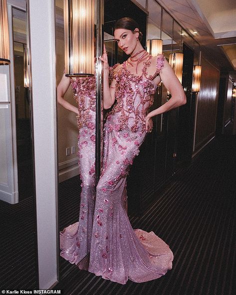 Karlie Kloss sparkles as she shows off her model figure in a pink crystal-embellished Swarovski gown at the 2024 Met Gala | Daily Mail Online Karlie Kloss Met Gala, Pink Floral Gown, Swarovski Dress, Met Gala Dresses, Runway Gowns, Sparkle In Pink, Met Gala Red Carpet, The Met Gala, Floral Gown