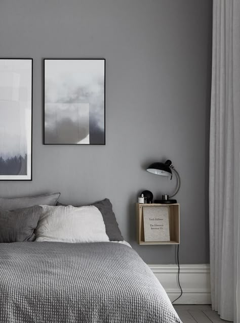 Stylish home in natural colors - via Coco Lapine Design blog Gray Bedroom Walls, Small Bedroom Interior, Gray Walls, Minimalist Bedroom Design, Grey Bedroom, Gray Bedroom, Simple Bedroom, Bedroom Night Stands, Awesome Bedrooms