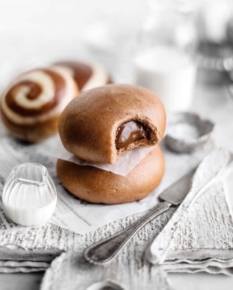 Chinese Steamed Buns with Vegan Dark Chocolate-Coconut Custard Filling - Get the full recipe here. Chinese Steamed Buns, Dark Chocolate Coconut, Chocolate Custard, Coconut Custard, Bread Bun, Bun Recipe, Steamed Buns, Best Vegan Recipes, Chocolate Filling