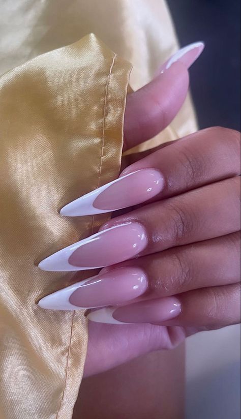 Long Oval Nails Acrylics, French Tips Stiletto Nails, French Stiletto Nails, Long Oval Nails, Sarah Core, Nail Ideas Simple, Acrylic Toes, Pointy Nails, Claw Nails