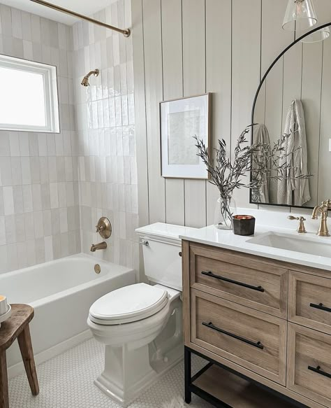 Half Bath Design, Bathroom Counter Decor, Guest Bathroom Remodel, Farmhouse Inspiration, Gorgeous Bathroom, Apartment Renovation, Dream Bathrooms, Home Additions, House Plans Farmhouse