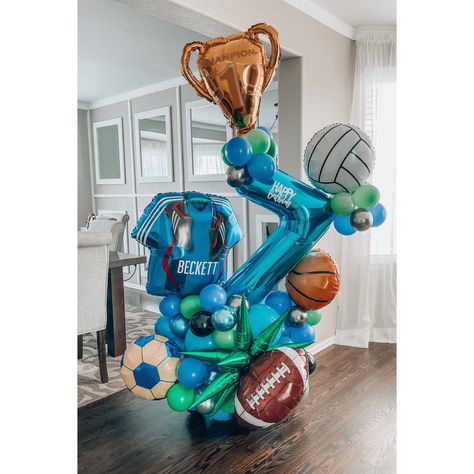 Sports Balloon Bouquet, Soccer Balloon Bouquets, Athletic Banquet, Football Balloons, Balloons Ideas, Balloons Decor, Bouquet Arrangement, Its A Boy Balloons, Letter Ideas