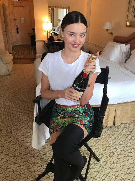 Miranda Kerr Met Gala, Miranda Kerr Instagram, Met Gala Hair, Gala Hair, Birthday Party Outfit, Miranda Kerr Style, Light Exercise, It's My Birthday, Australian Models