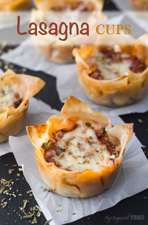 Wonton Wrapper Recipes Appetizers, Lasagna Bites, Mini Lasagna, Lasagna Cups, Wonton Wrapper Recipes, Won Ton, Wonton Recipes, Homemade Lasagna, Muffin Tin Recipes