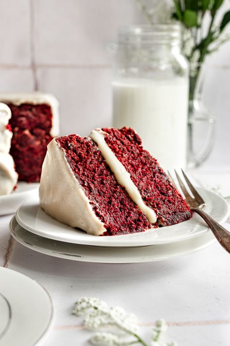 This Plant-Based Red Velvet Cake is made with whole food ingredients - no dyes or food coloring, no oils or refined sugars, and it's gluten-free. It's rich, fudgy and incredibly decadent. Perfect for birthdays, celebrations, and holidays. Red Velvet Cake No Food Coloring, Dye Free Red Velvet Cake, Healthy Red Velvet Cake, Beet Red Velvet Cake, Raw Vegan Red Velvet Cake, Vegan Gluten Free Red Velvet Cake, Gluten Free Red Velvet Cake, Vegan Red Velvet Cake, Beet Cake