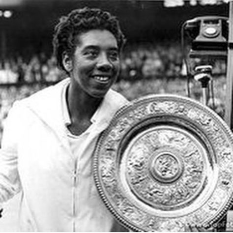 Serena Williams Instagram.com : Althea Gibson paved the way for all women of color in sport. She won Wimbledon in 1958 (correction) I have held that same plate. Thank you… Althea Gibson, Arthur Ashe, Tennis Legends, Women In Sports, Maria Callas, Billie Jean King, Tilda Swinton, Who's Who, We Are The World