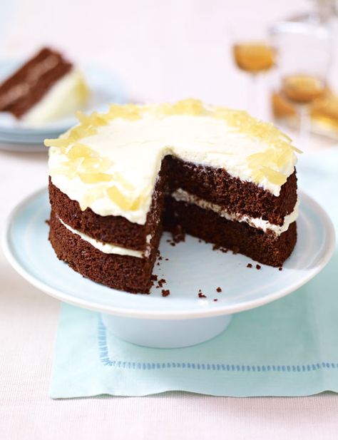 A combination that really works - a gorgeous ginger and chocolate cake from none other than Mary Berry. Ginger Chocolate, Choc Cake, Cake Stall, Mary Berry Recipe, Rich Cake, Rhubarb Crumble, Tray Bake, Ginger Cake, Bake Recipes