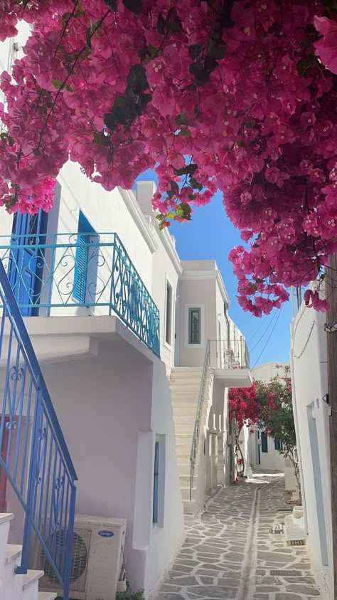 Greece Italy, Places In Greece Aesthetic, Aesthetic Greece Pictures, Love In Greece Aesthetic, Lindos Greece Aesthetic, Aesthetic Pictures Of Greece, Mykonos Greece Aesthetic Beach, Greece Streets, Greece Wallpaper