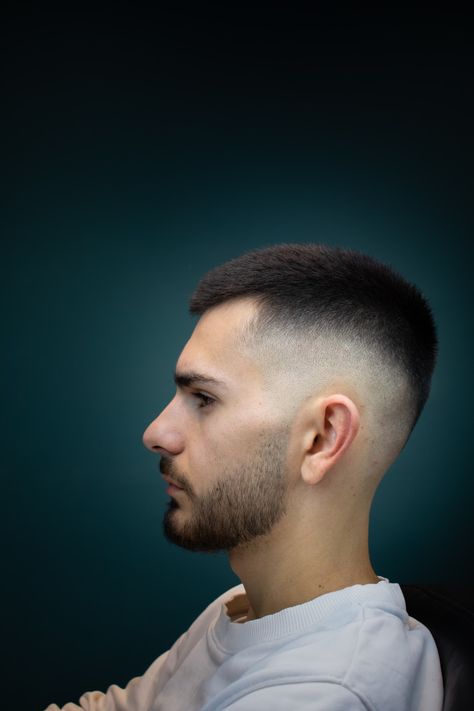 #fade #hair #short #menshair Men Fade Haircut Short, Short Fade Haircut, Fade Hair, Haircut For Square Face, Fade Cut, Men Haircut, Square Face, Men's Hairstyles, Square Faces