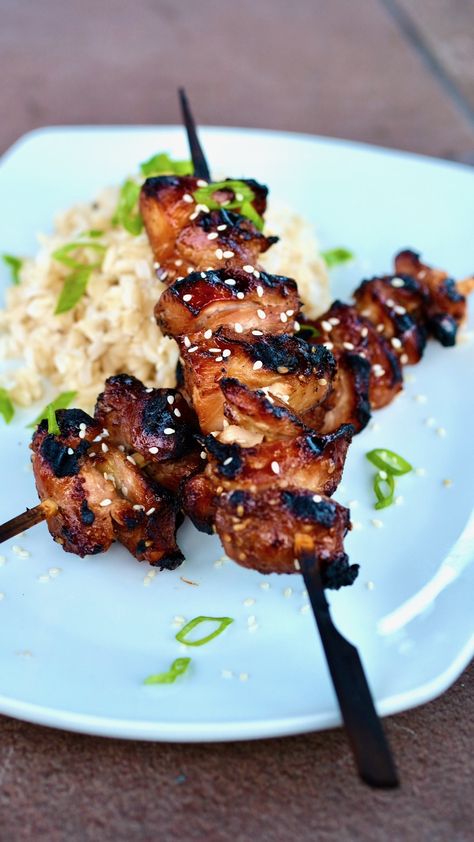 Yakitori has grown in popularity in Japan and world wide over the last 60+ years. This recipe for Yakitori is a delicious easy to make chicken skewer that when grilled over charcoal gives some authenticity to the flavor. Street vendors and restaurants in Japan use a charcoal called Binchotan which burns at a very high temperature almost 1000° and doesn’t produce much flame. The word Yakitori comes from combining two Japanese words – yaki meaning grill and tori meaning bird. #yakitori Yaki Tori Chicken, Chicken Yakitori Rice Bowl, Japanese Grilled Chicken, Chicken Yakitori Recipe, Japanese Yakitori, Yakitori Recipe, Yakitori Skewers, Yakitori Chicken, Restaurants In Japan