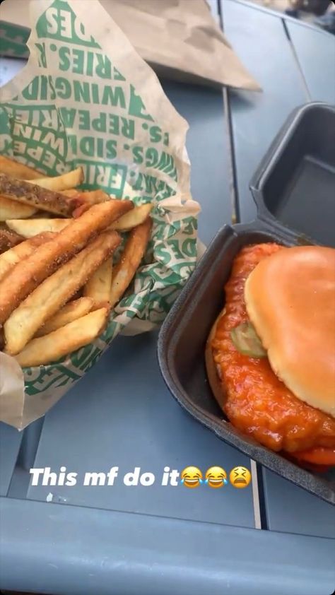 Wing Stop Chicken Sandwich, Wingstop Sandwich, Wingstop Chicken Sandwich, Wing Stop, Chicken Sandwich, Camping Food, Food Obsession, Food Cravings, Good Eats