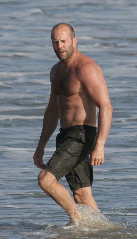 Jason Statham Jason Statham Body, 2013 Hairstyles, جيسون ستاثام, Jason Stratham, Guy Ritchie, Cool Hairstyles For Men, Bald Men, Michelle Rodriguez, Jason Statham