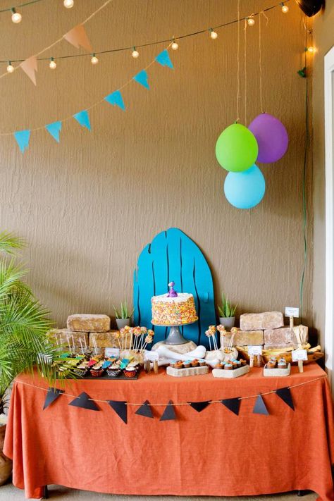 Flinstones Decorations, Flinstones Party, Flintstones Birthday Party, Flintstone Birthday, Flintstone Party, Flintstones Party, Flintstones Birthday, Pebbles Flintstone, Glamping Birthday