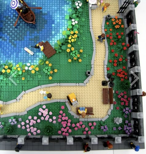 Lego Town Ideas, Lego Night, Lego Park, Lego Zoo, Craft Architecture, Lego Design Ideas, Lego 5, Rainbow Park, Lego Village