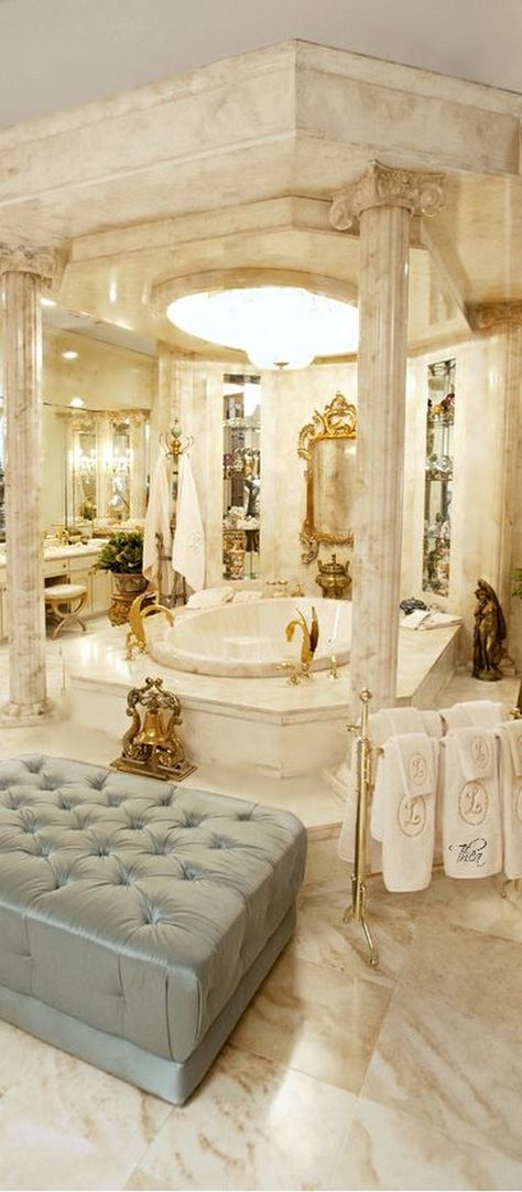 top millionaire baths in the world 3ea0fe8caa698d3643a6796cf9de6d15 3ea0fe8caa698d3643a6796cf9de6d15 Drømme Bad, Apartment Bathroom Design, Marble Floors, Apartment Bathroom, Dream Bathrooms, Dream Rooms, Beautiful Bathrooms, Design Case, Luxury Apartments