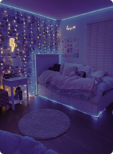 Teen Room Inspo Cozy, Girls Bedroom With Lights, Room Idea Led Lights, Nightcore Room, Room Ideas Aesthetic Preppy, Bright Room Ideas, Room Ideas Bedroom Cozy, Baddie Rooms, Bedroom Backgrounds