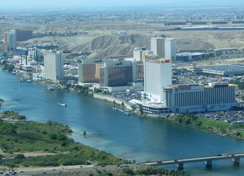 bullhead city | Turning final to Bullhead City Airport, Laughlin Nevada is just across ... Laughlin Nevada, Bullhead City Az, Bullhead City, Reno Tahoe, Airport City, Colorado River, Amazing Travel Destinations, Vacation Spots, Travel Usa