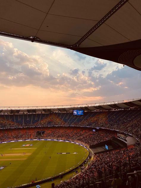 Cricket Asthetic Picture, Cricket Stadium Aesthetic, Cricket Aesthetic Snap, Cricket Stadium Wallpaper, Cricketer Aesthetic, Aesthetic Cricket, Cricket Aesthetic, Eid Photoshoot, Stadium Wallpaper