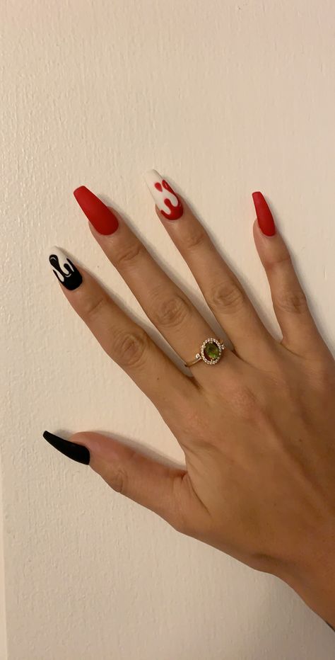 Red Black White Halloween Nails, Black And Red And White Nails, Black And Red Drip Nails, Black And White Drip Nails, White And Red Halloween Nails, Black White And Red Halloween Nails, Black Red And White Nail Designs, Nails Red Black White, Black White And Red Nails Ideas