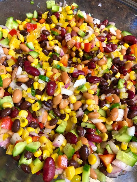 Bean Salad Recipes Healthy, Red Bean Salad, Weight Watchers Salad, Kidney Bean Salad, Recipes With Kidney Beans, Can Black Beans, Hungry Girl Recipes, Black Bean Recipes, Mini Cucumbers