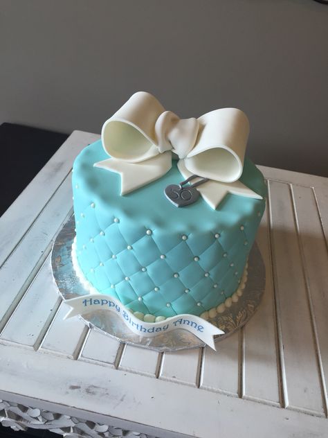 Tiffany Blue Cakes, Channel Cake, Louis Vuitton Cake, Tiffany Themed Bridal Shower, Tiffany Birthday Party, Tiffany Blue Wedding Theme, Tiffany Birthday, Tiffany Cakes, Blue Birthday Cakes