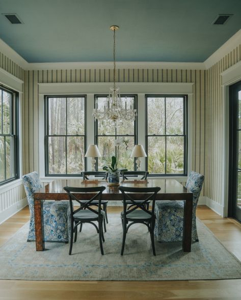 Grasscloth Wallpaper Dining Room, White Distressed Cabinets, Striped Grasscloth Wallpaper, Breakfast Nook Lighting, Wallpaper Dining Room, Family Photo Gallery Wall, Distressed Kitchen Cabinets, Wallpaper Dining, Styling Bookshelves