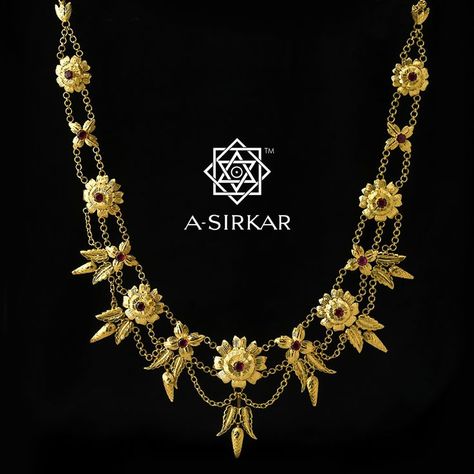 Gold Sitahar Design, Sita Har Gold Design, Bengali Jewellery, Gold Har, Urban Jewelry, Gold Earrings Models, Gold Jewellry, Antique Jewellery Designs, Beautiful Gold Necklaces