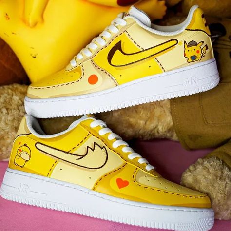 Rap Clothes, Customised Shoes, Sneakers Design, Af1 Custom, Detective Pikachu, Custom Af1, Cute Nike Outfits, Painted Hats, Custom Nike Shoes