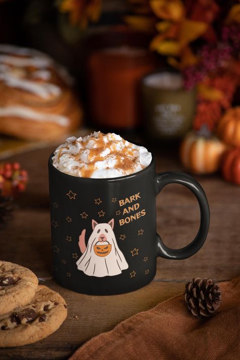 Fall Mugs Aesthetic, Halloween Mug Ideas, Mug Design Ideas, Ghost Illustration, Fall Mugs, Ghost Mug, Order Packaging, Retro Ghost, Halloween Mugs