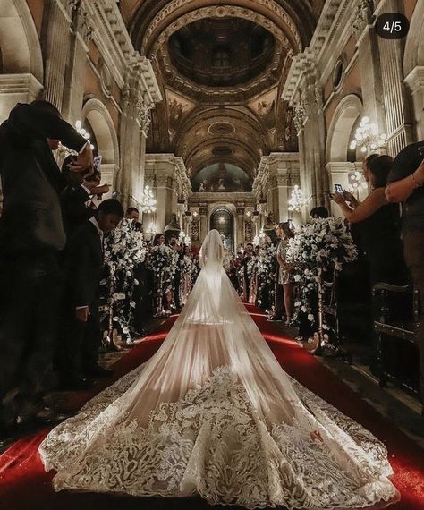 Low Back Wedding Reception Dress, Incredible Wedding Dresses, Royal Themed Wedding Dress, Novela Wedding, Y2k 2023, Charro Wedding, Custom Made Wedding Dresses, Long Veil Wedding, Orthodox Wedding