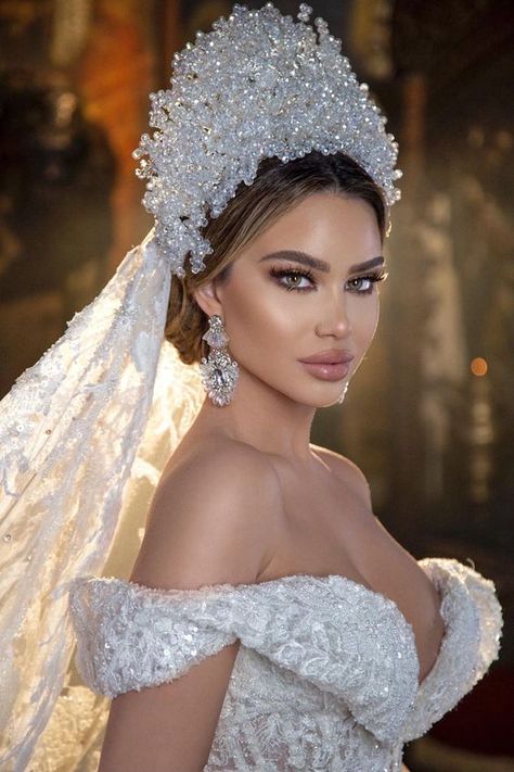 ♔ Frida Xhoi & Xhei Bridal Haute Couture Frida Xhoi Xhei, Extravagant Wedding Dresses, Wedding Dress Bustle, Bling Wedding Dress, Extravagant Wedding, Fancy Wedding Dresses, Dream Wedding Ideas Dresses, Stunning Wedding Dresses, Wedding Crown