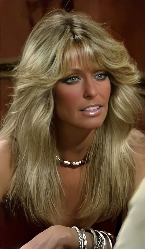 Farah Fawcett Hair, Farrah Fawcet, Farrah Fawcett, Feathered Hairstyles, Big Hair, Vintage Beauty, Medium Hair Styles, Beautiful Hair, Blonde Hair