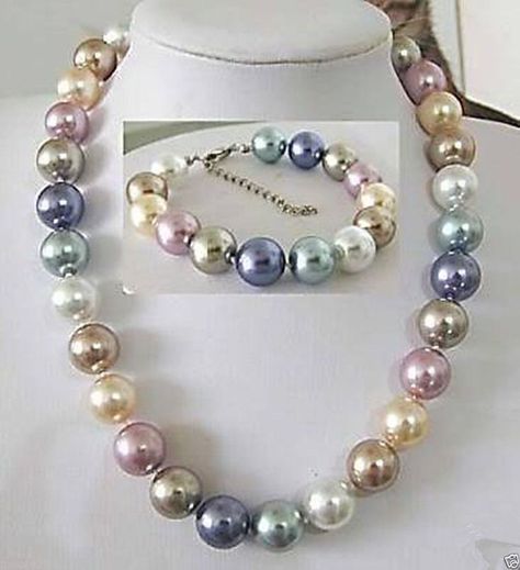 Pearl Necklace Designs, Diy Bracelet Designs, Silver Jewellery Sets, Pearl Earrings Dangle, Bead Jewellery, Beaded Jewelry Diy, Jewelry Projects, Necklace Earring Set, Sea Shell