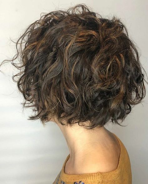 Layers For Fine Wavy Hair, Short Haircuts For Thinning Wavy Hair, Bob Hairstyles For Curly Hair Over 50, Short Curly Bob For Fine Hair, Naturally Wavy Bob, Bobbed Hair, Short Wavy Haircuts, Fine Curly Hair, Bob Haircut Curly