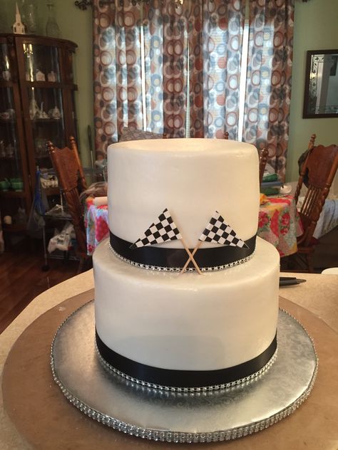 Racing themed Wedding Cake Drag Racing Wedding Ideas, Racing Wedding, Car Themed Wedding, Race Wedding, Racing Birthday, Themed Wedding Cakes, Engagement Cakes, Car Themes, Wedding Idea