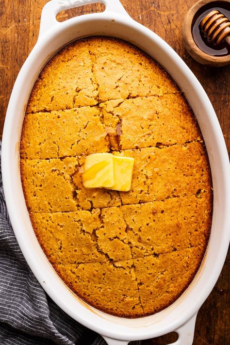 Healthier Honey Cornbread Healthier Cornbread, Panera Autumn Squash Soup, Healthy Cornbread, Moist Cornbread, Honey Cornbread, Chili And Cornbread, Naan Pizza, Healthy Honey, Cinnamon Raisin Bread