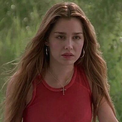 Gina Philips in JEEPERS CREEPERS Gina Phillips, Leonardo Dicaprio Hair, Jeepers Creepers, Creepers, Girl Icons, Pretty Woman, Celebrities Female, Beautiful People, Blonde