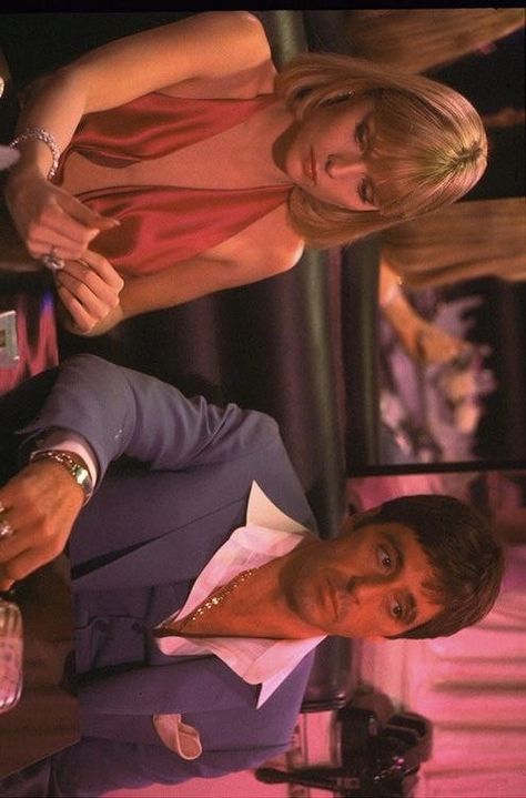 Tony Montana And Elvira Wallpaper, Scarface And Elvira, Al Pacino Michelle Pfeiffer, Elvira Scarface, Scarface Wallpaper, Scarface Poster, Scarface Movie, Tony Montana, Iconic Moments