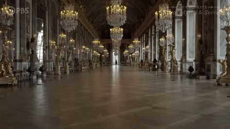 Royal Gif, Royal Aesthetic Gif, Dark Academia Aesthetic Banner Gif, Prince Gif Aesthetic, Victorian Gif Aesthetic, Great Hall Hogwarts Gif, Royalcore Aesthetic, Book Gif, Drama Gif