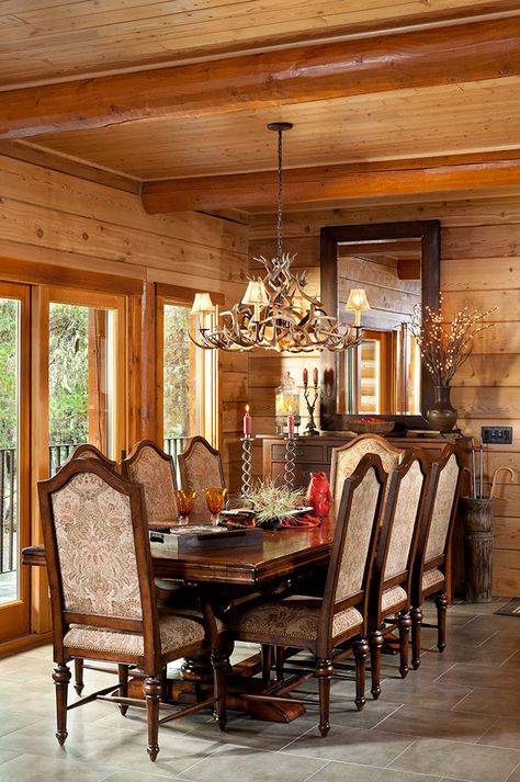 Dining Room French Doors, Colorful Eclectic Living Room, Eclectic Living Room Design, Log Home Kitchens, Montana House, Dining Room French, Home Dining Room, Beautiful Room, Cabin Living