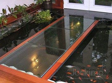 concept, but only covers part. presumably fish need air, but this would not = babyproof. Indoor Koi Pond, Glass Flooring, Glass Walkway, Indoor Pond, Floor Panels, Home Spa Room, Kolam Koi, Zen Rock Garden, Outdoor Steps