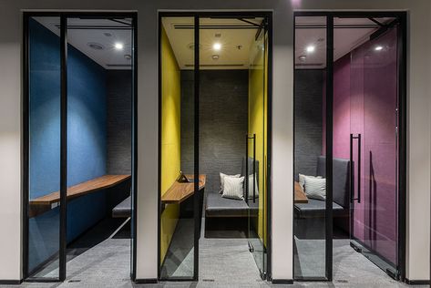 Denver Downtown, Office Booth, Coworking Space Design, Phone Booth Office, Cool Office Space, Office Design Inspiration, Modern Office Interiors, Coworking Office, Corporate Office Design