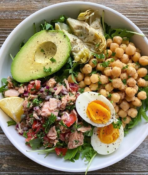 All about Food - Mediterranean Tuna Salad served over... Tuna Avocado Salad, Mediterranean Tuna, Mediterranean Tuna Salad, Tuna And Egg, Clean And Delicious, Hard Boiled Egg, Weekly Routine, Mashed Avocado, Sport Food